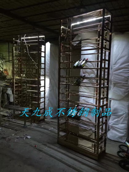 不銹鋼酒柜 天九成重塑金屬制品的優(yōu)雅與匠心